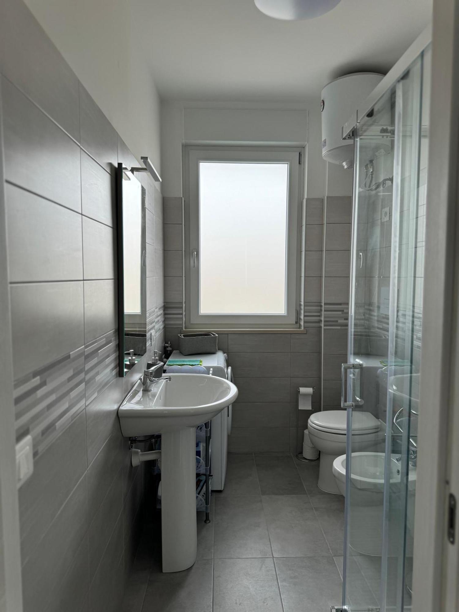 Residence Riva Del Mulino Marina Di Montenero Kültér fotó